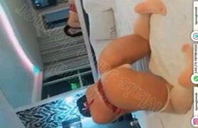 Youtuber Jana Jenner videos rebolando de calcinha na bunda
