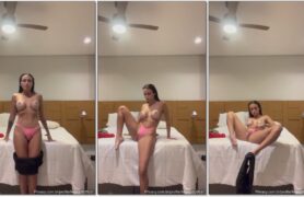 Fernanda Campos curtindo um momento íntimo no hotel