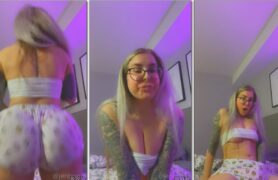 Jen Bretty rebolando de calcinha e mostrando seu rebolado