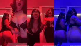 BishoujoMom é uma influenciadora gata e sensual, essas duas beldades levantam a saia para exibir o bundão delas