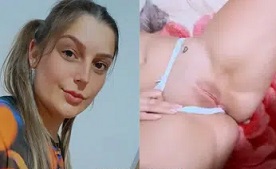 Gabi Selbach pelada e ousada fudendo gostoso sem proteção em uma transa intensa
