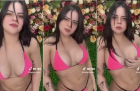 badanninha rebolando na parceria com um rabão delicioso