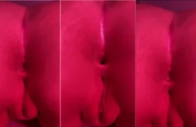 Xvideo delícia com uma gordinha safadinha mostrando o rabo e a pepeka de quatro morrendo de tesão