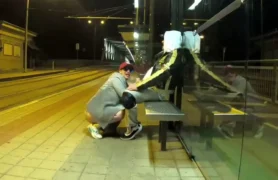 Fazer amor no ponto de ônibus