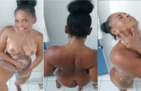 Felina Sexy se revela nua no banho, exibindo suas curvas e o corpão avantajado!
