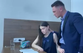 Irmãos se entregando ao prazer do sexo anal com intensidade e saborosa paixão