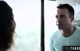 Ver vídeo de relação íntima entre irmãos