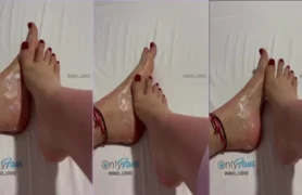 Angel Love, a gostosona do OnlyFans que adora um fetiche por pés