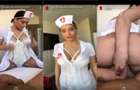 Lana Rhoades dando show sensual de enfermeira e arrasando na performance
