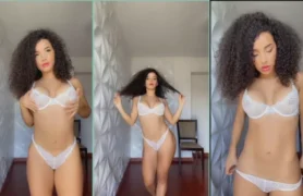 Yeiverlin é uma delícia, toda diva e sem roupa